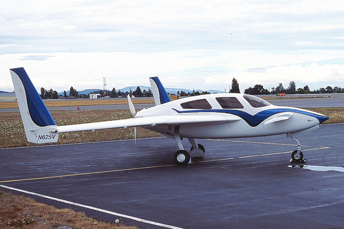 N625v.jpg