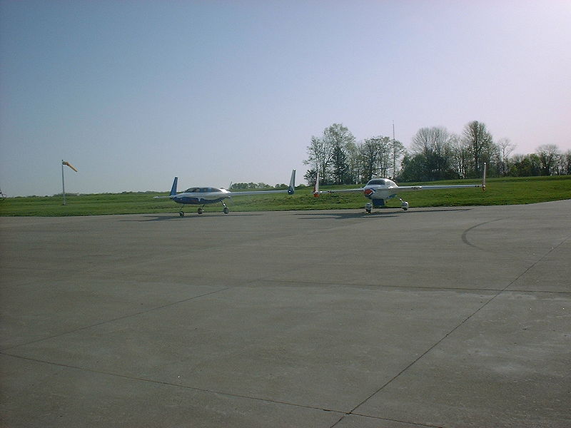 Velo Mid fly2.jpg