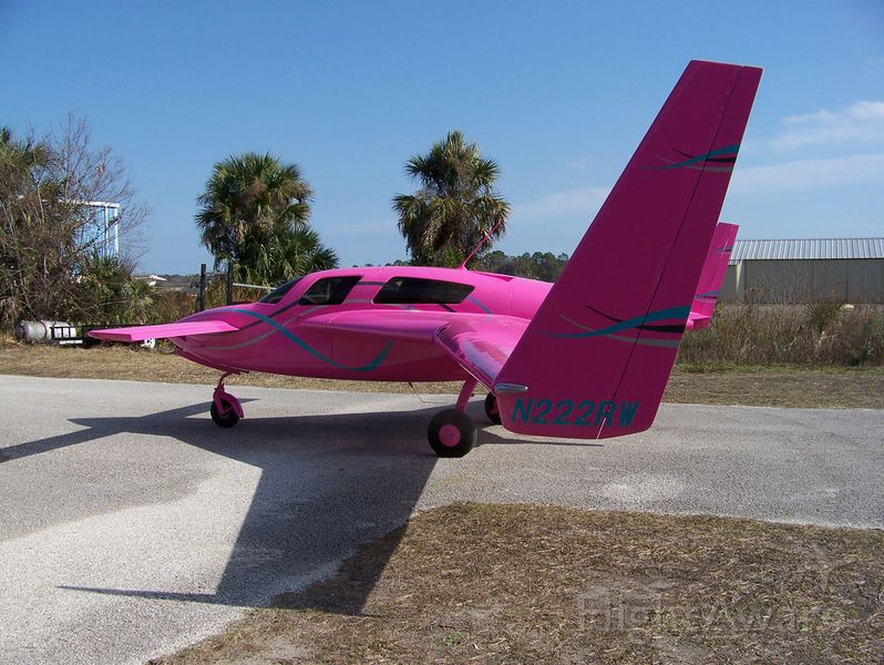 File:N222RW1.jpg